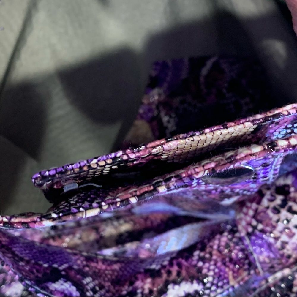 ASOS Purple Snakeskin Print High Rise Cropped Pants Size 10 - Picture 9 of 11